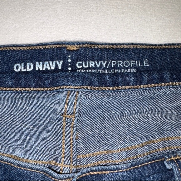 Old Navy Blue Women’s Straight Leg Jeans Versatile Style 10short - Picture 3 of 9